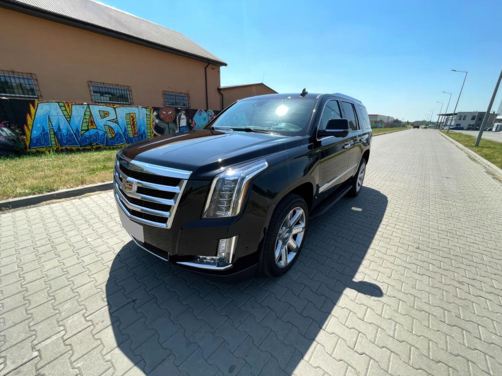 Cadillac Escalade Черный