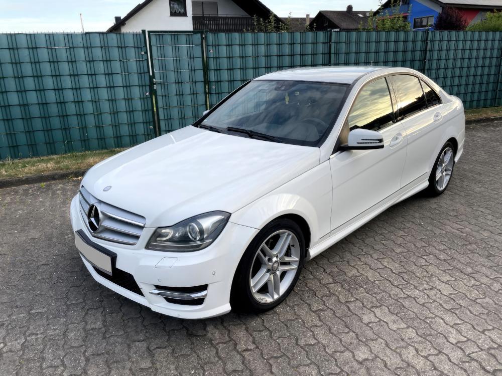 Mercedes Benz C180 AMG Белый