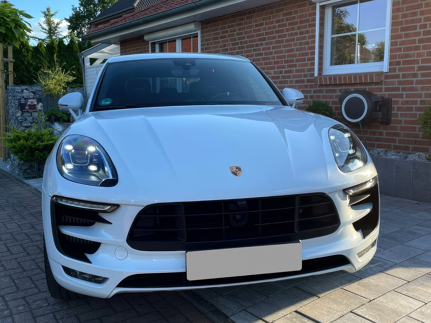 Porsche Macan Turbo Белый