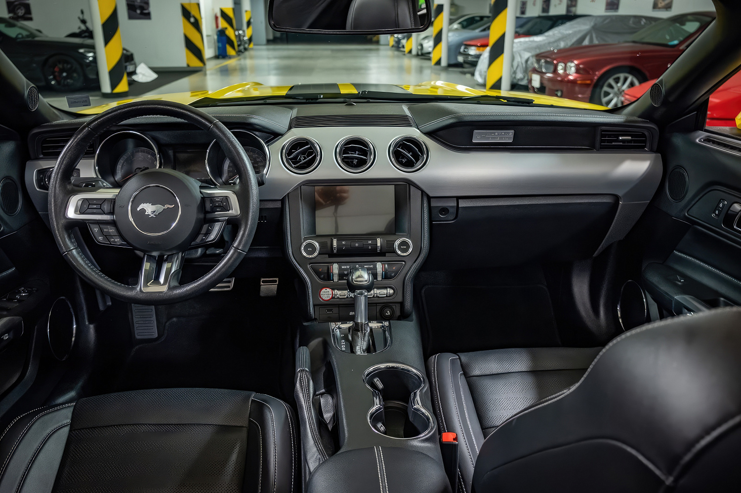 Ford Mustang Желтый