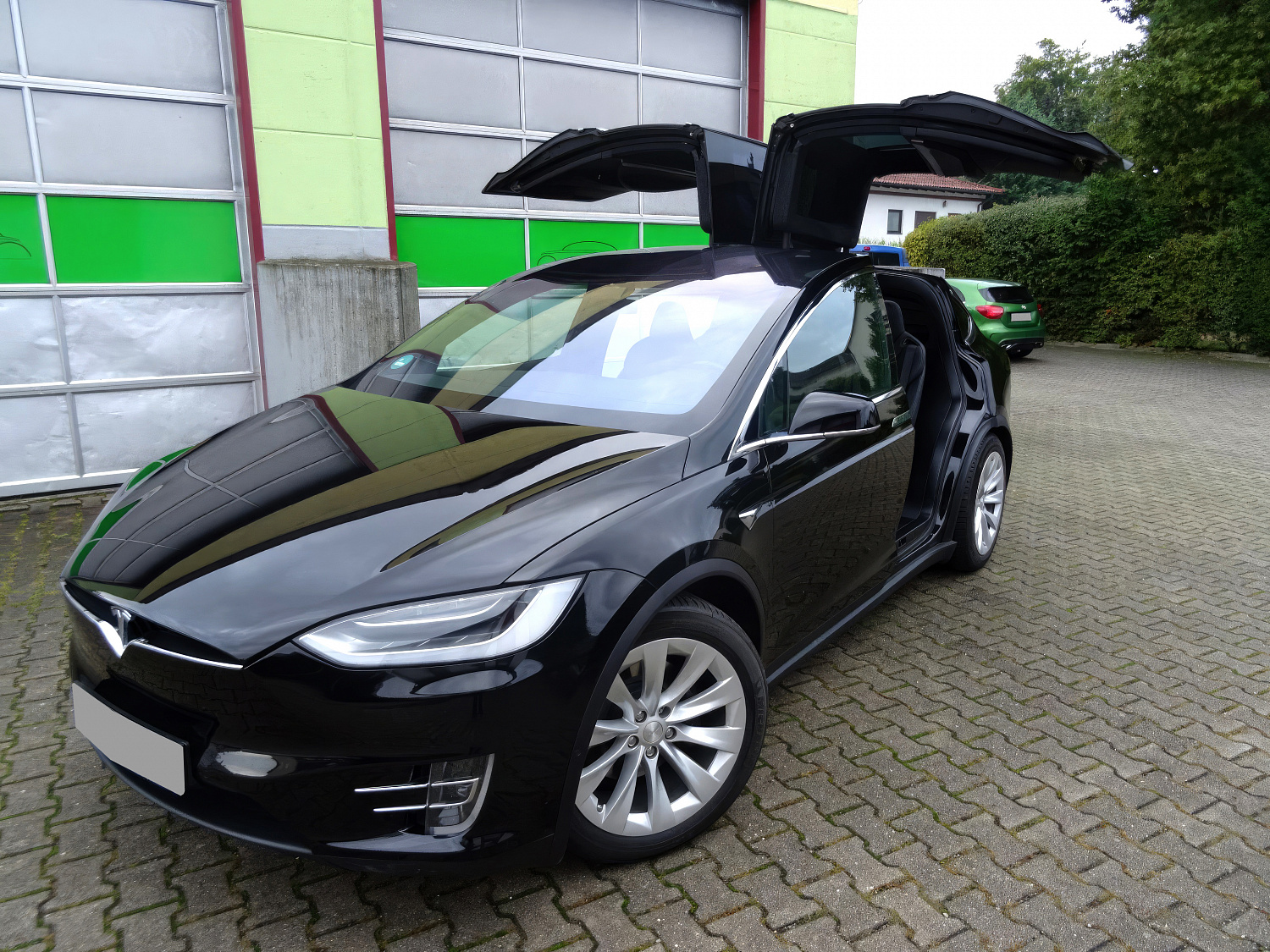 Tesla Model X Черный