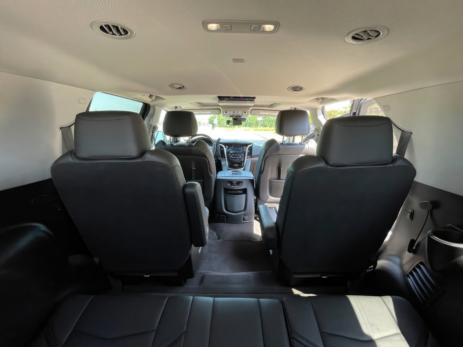 Cadillac Escalade Черный