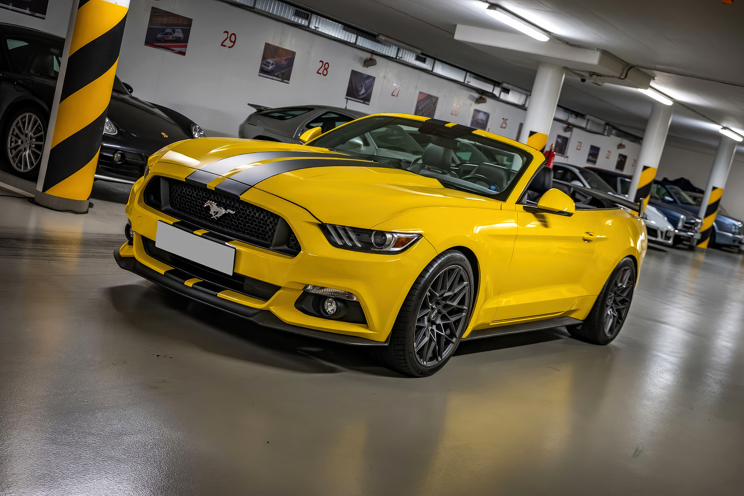 Ford Mustang Желтый