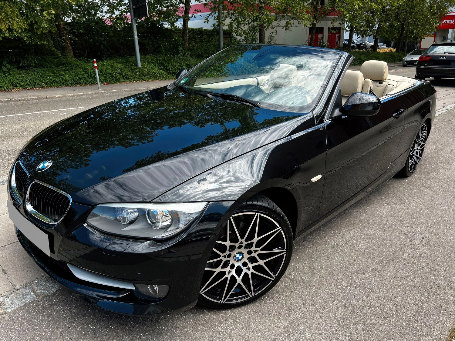 BMW E93 325 Черный