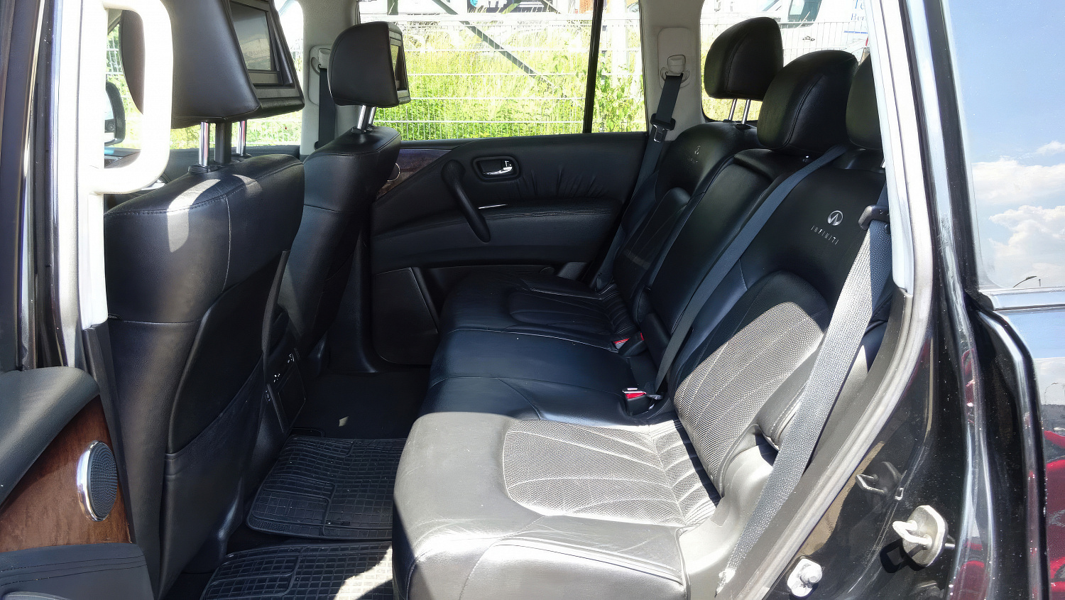 Infiniti QX56 II-7 мест Белый
