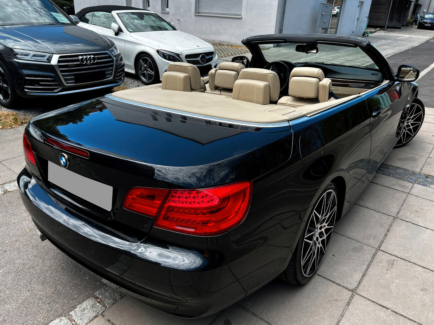 BMW E93 325 Черный
