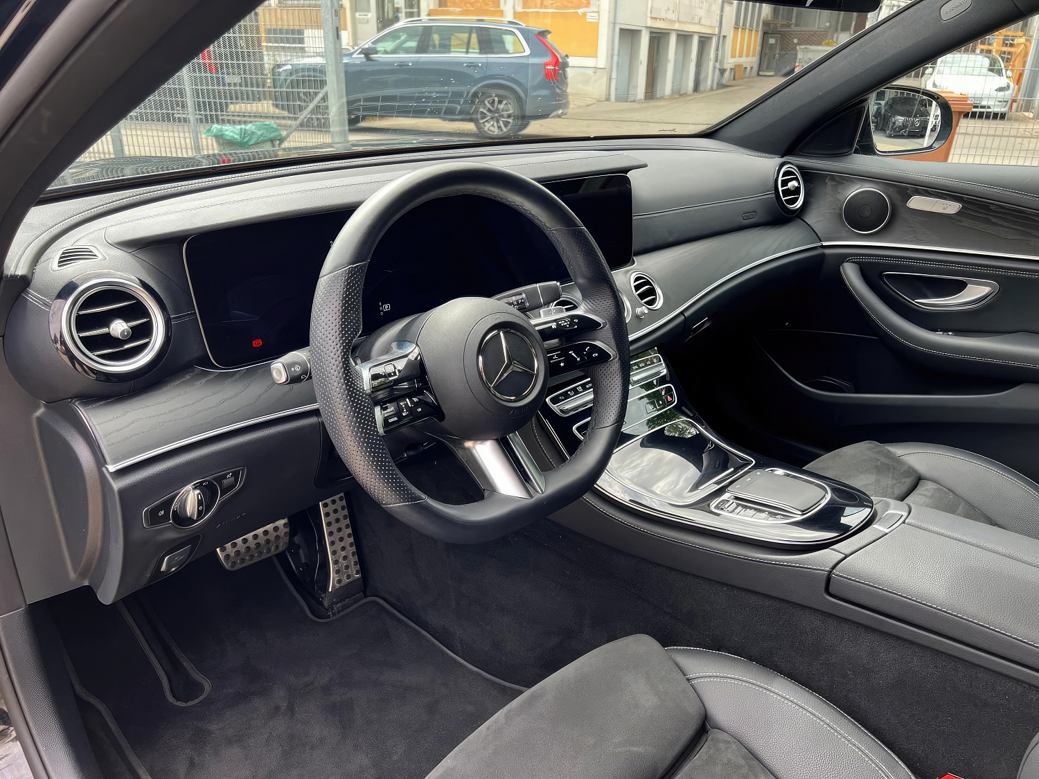 Mercedes Benz Е200 Рест Черный