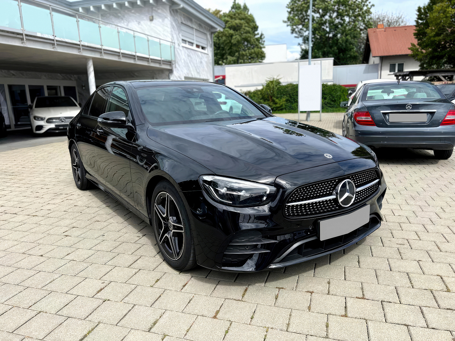 Mercedes Benz Е200 Рест Черный