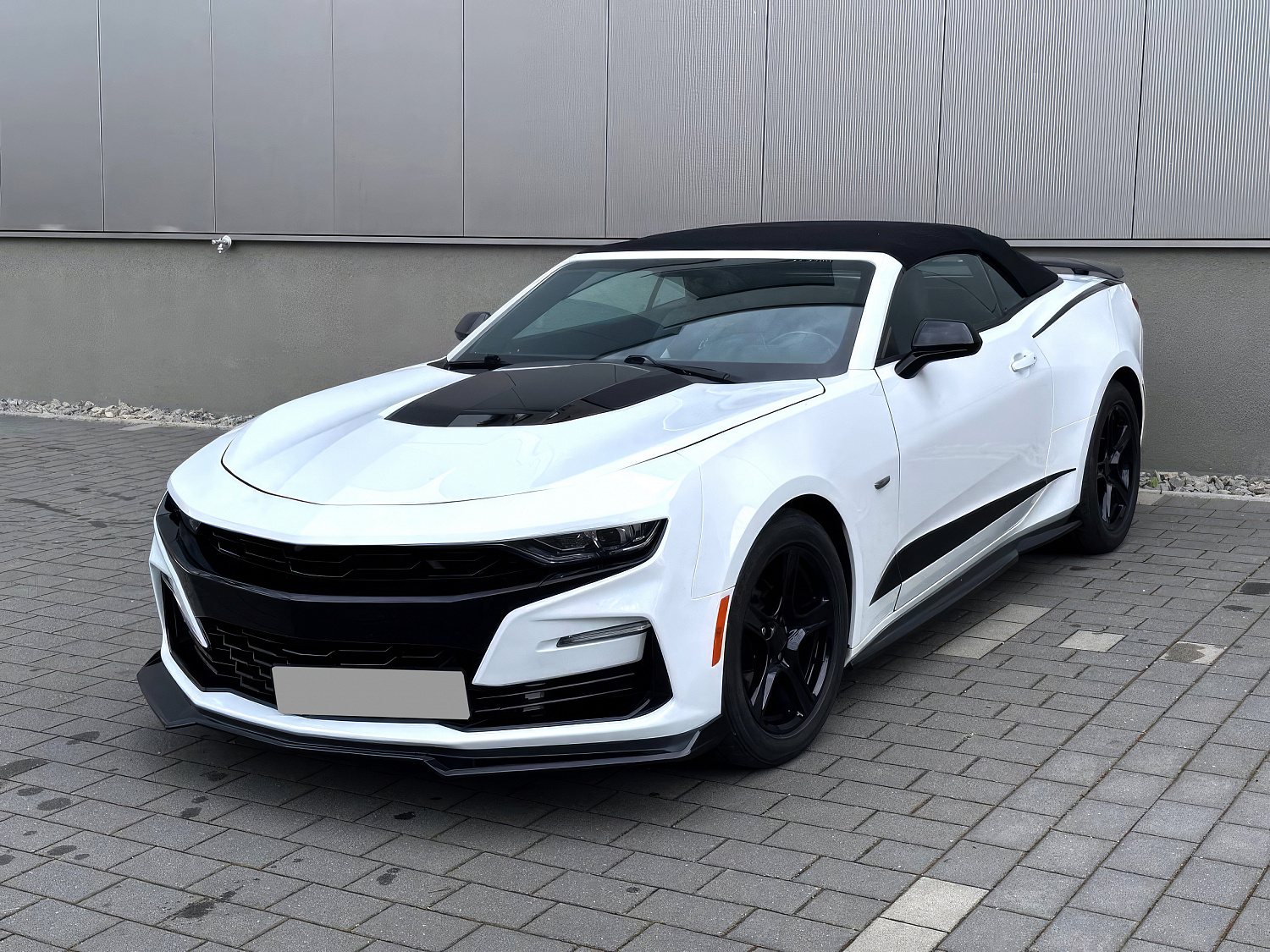 Chevrolet Camaro Белый