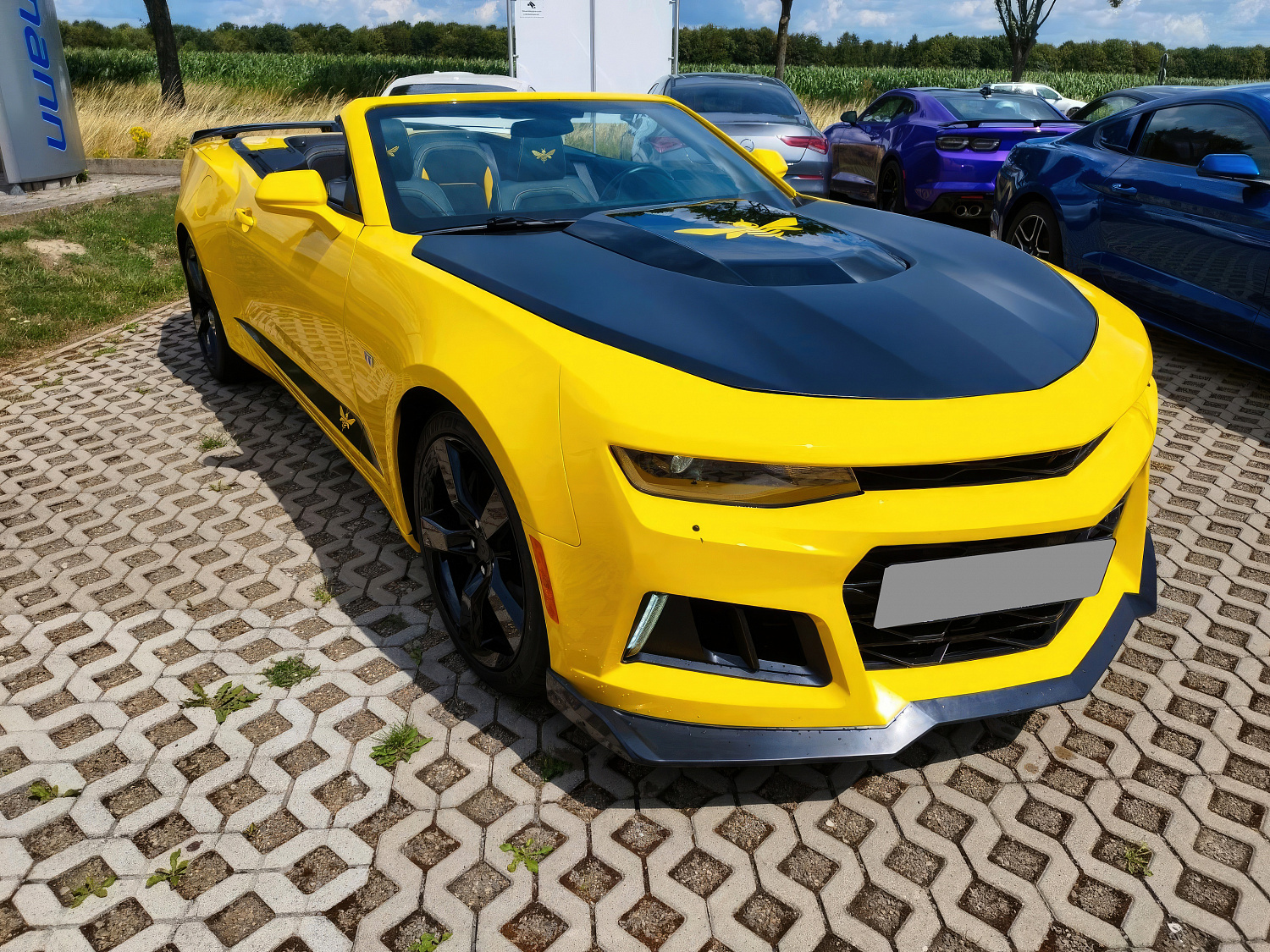 Chevrolet Camaro Желтый